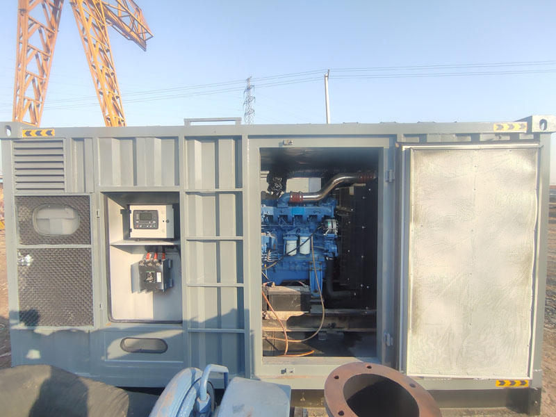 聊城柴油发电机组的机油多久更换一次比较合适?